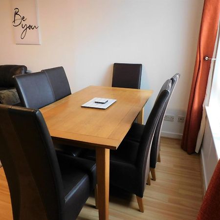 2 Bed Apt On Quiet Cul-De-Sac, Fab Location Paisley Exteriör bild
